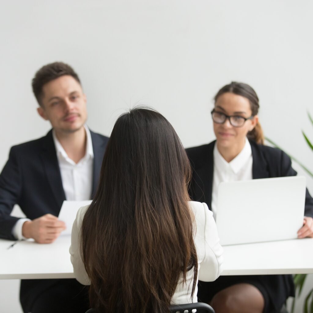 Apa 10 Pertanyaan Paling Sering dalam Wawancara Kerja? Ini Penjelasan dan Tips Menjawabnya