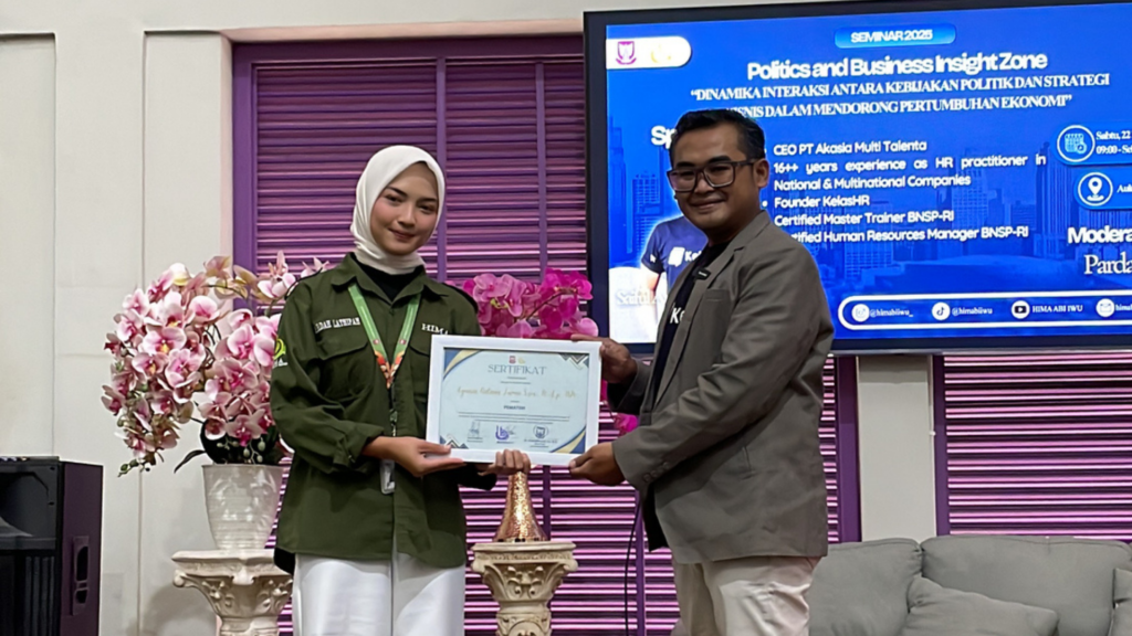 Kelas HR Goes To Campus IWU