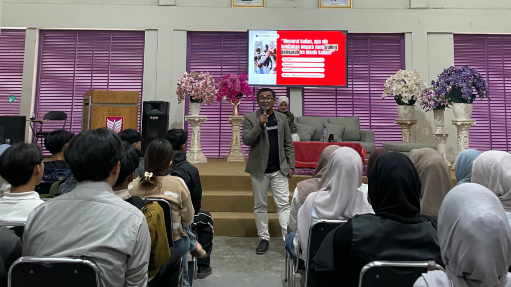 Kelas HR Goes To Campus IWU